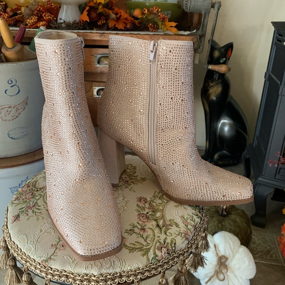 Beautiful sparkle booties